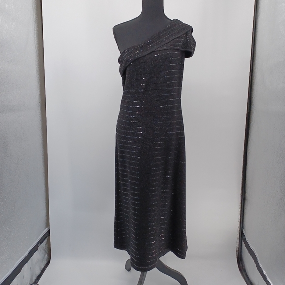 St. John Couture Beaded Gown "Caviar" - Picture 3 of 9